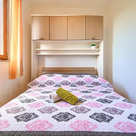 Rasopasno Apartment With Terrace And Private Parking מראה חיצוני תמונה