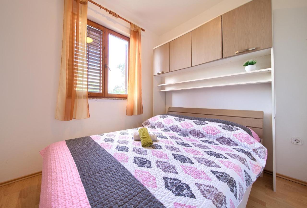 Rasopasno Apartment With Terrace And Private Parking מראה חיצוני תמונה