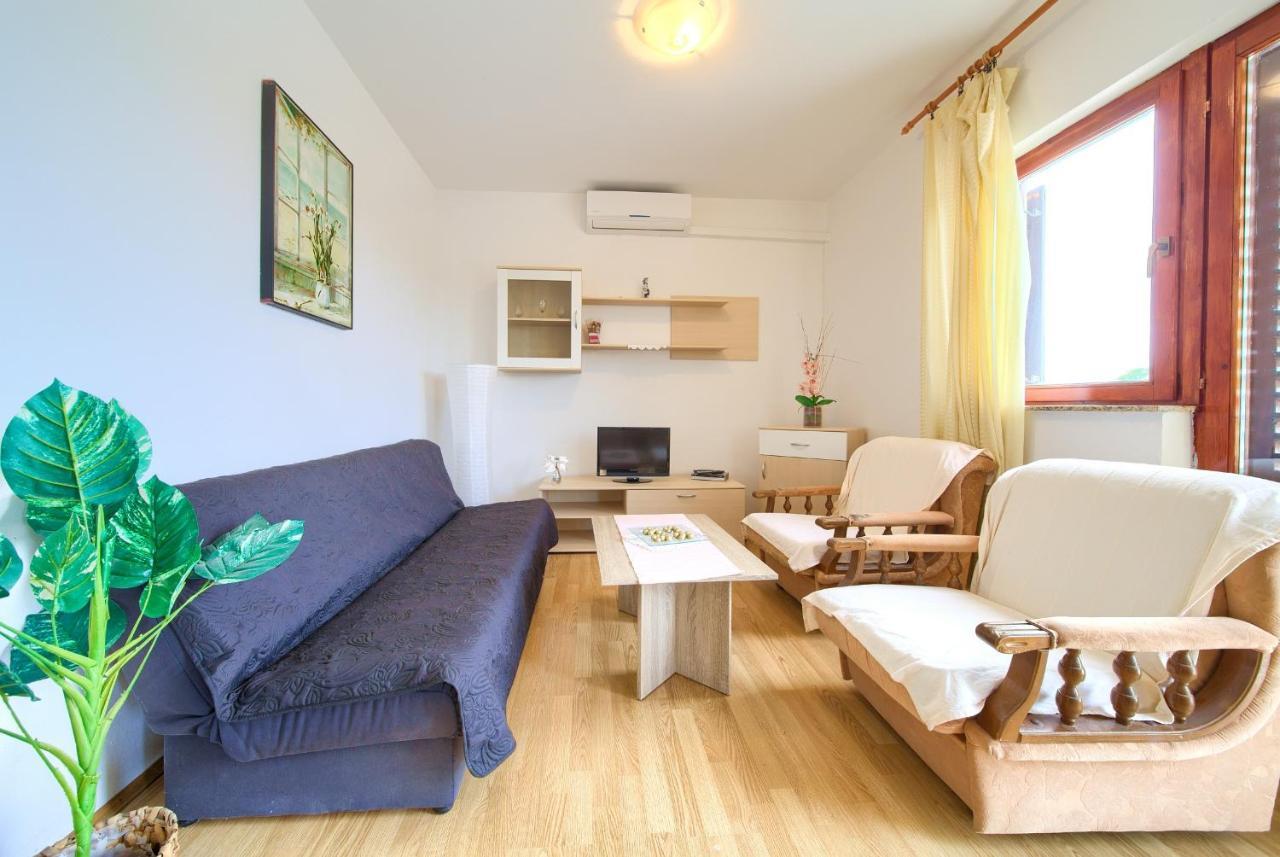 Rasopasno Apartment With Terrace And Private Parking מראה חיצוני תמונה