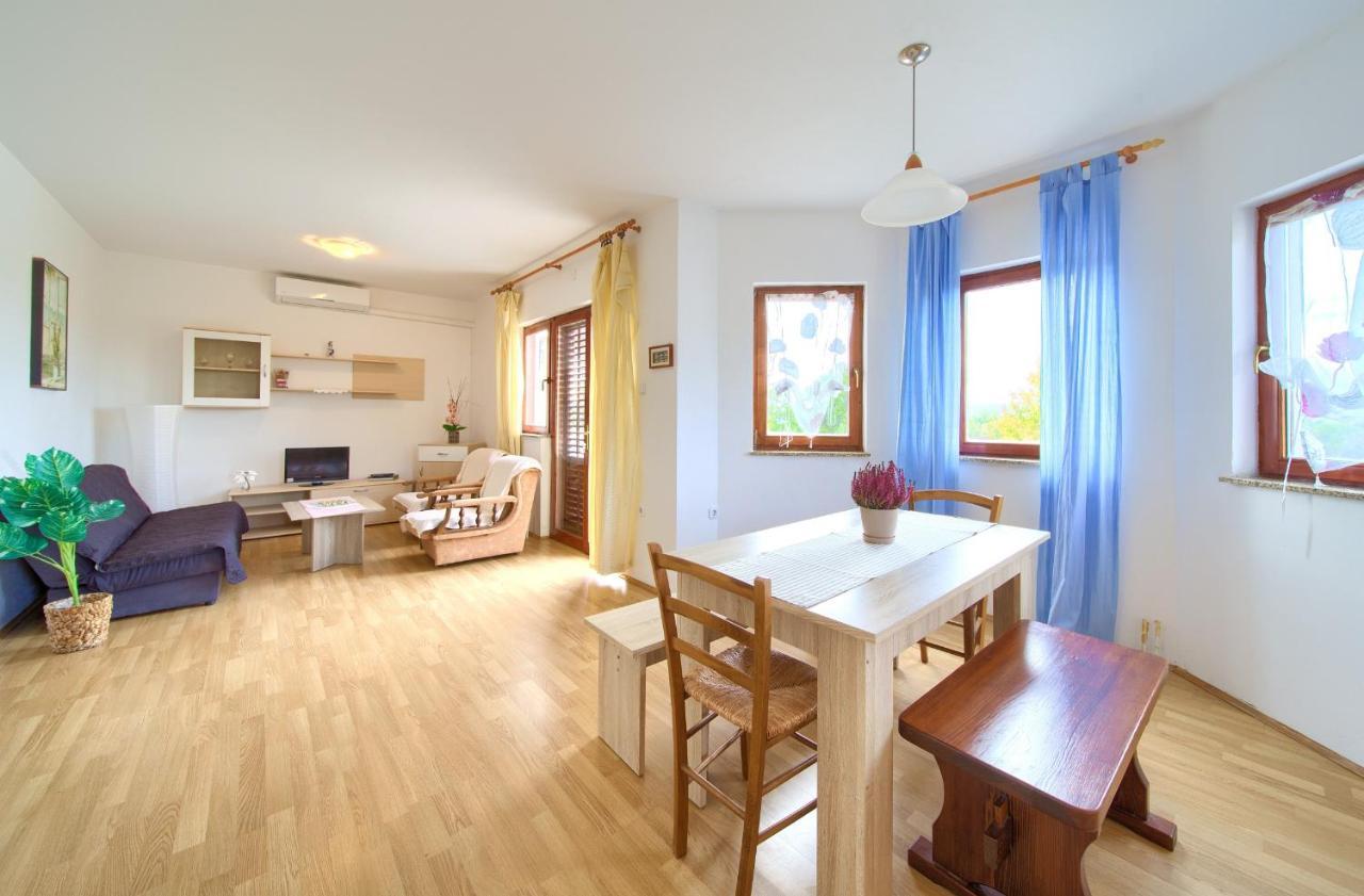 Rasopasno Apartment With Terrace And Private Parking מראה חיצוני תמונה