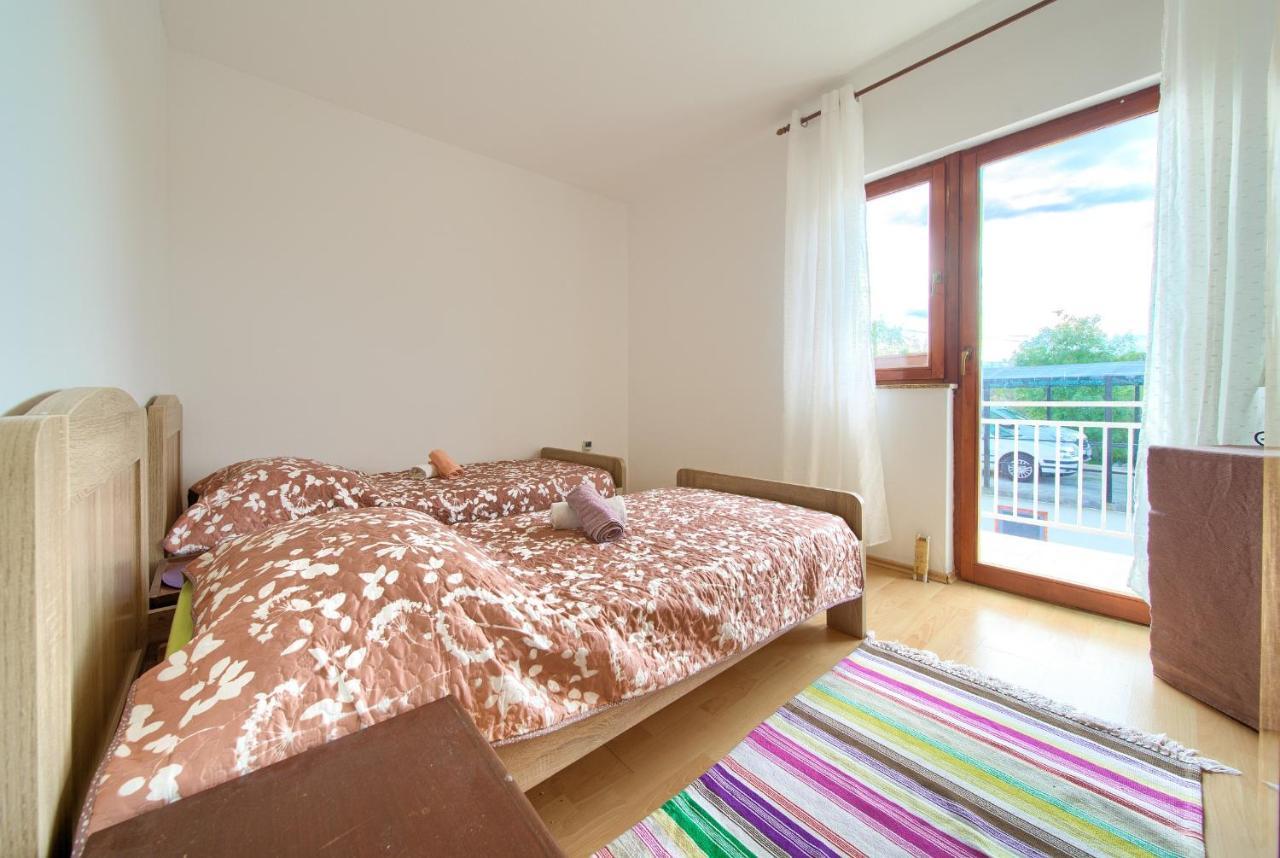 Rasopasno Apartment With Terrace And Private Parking מראה חיצוני תמונה
