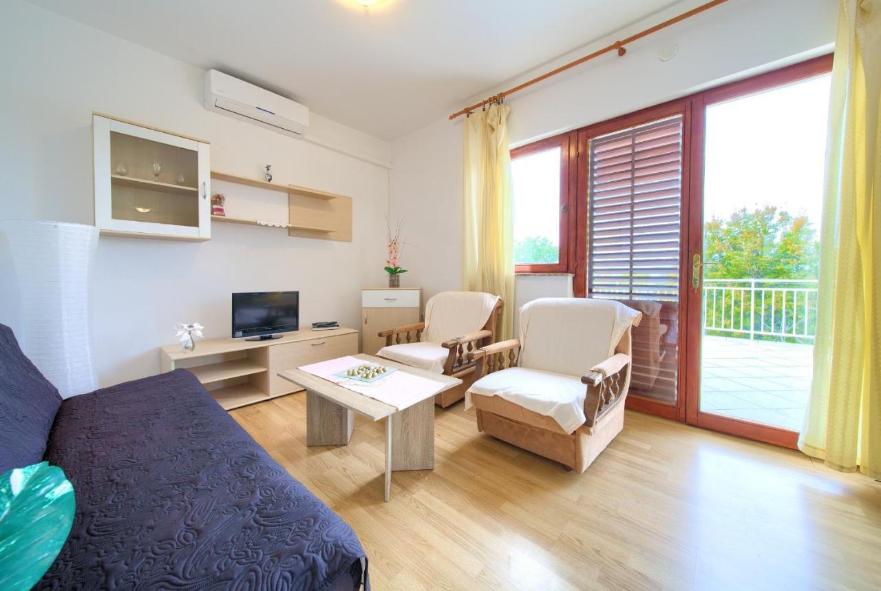 Rasopasno Apartment With Terrace And Private Parking מראה חיצוני תמונה