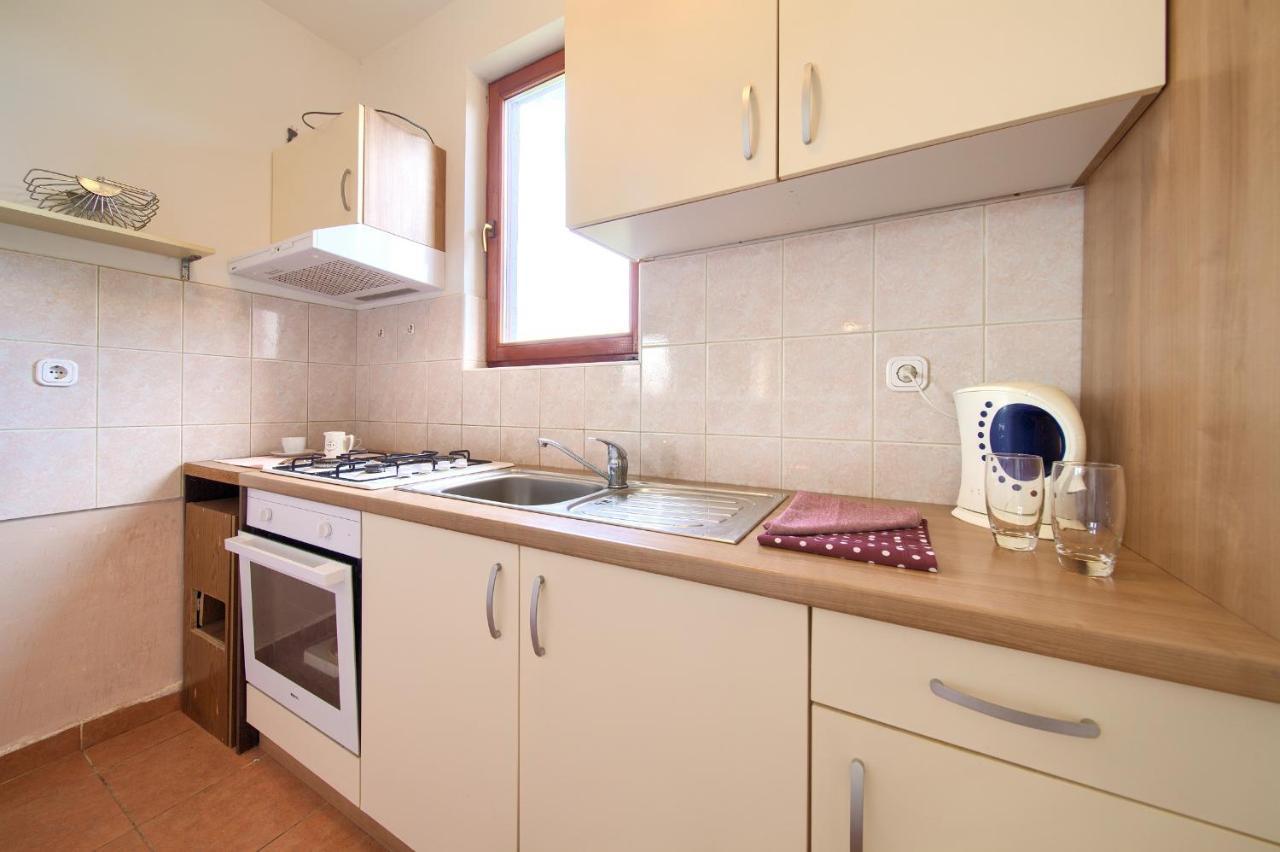 Rasopasno Apartment With Terrace And Private Parking מראה חיצוני תמונה