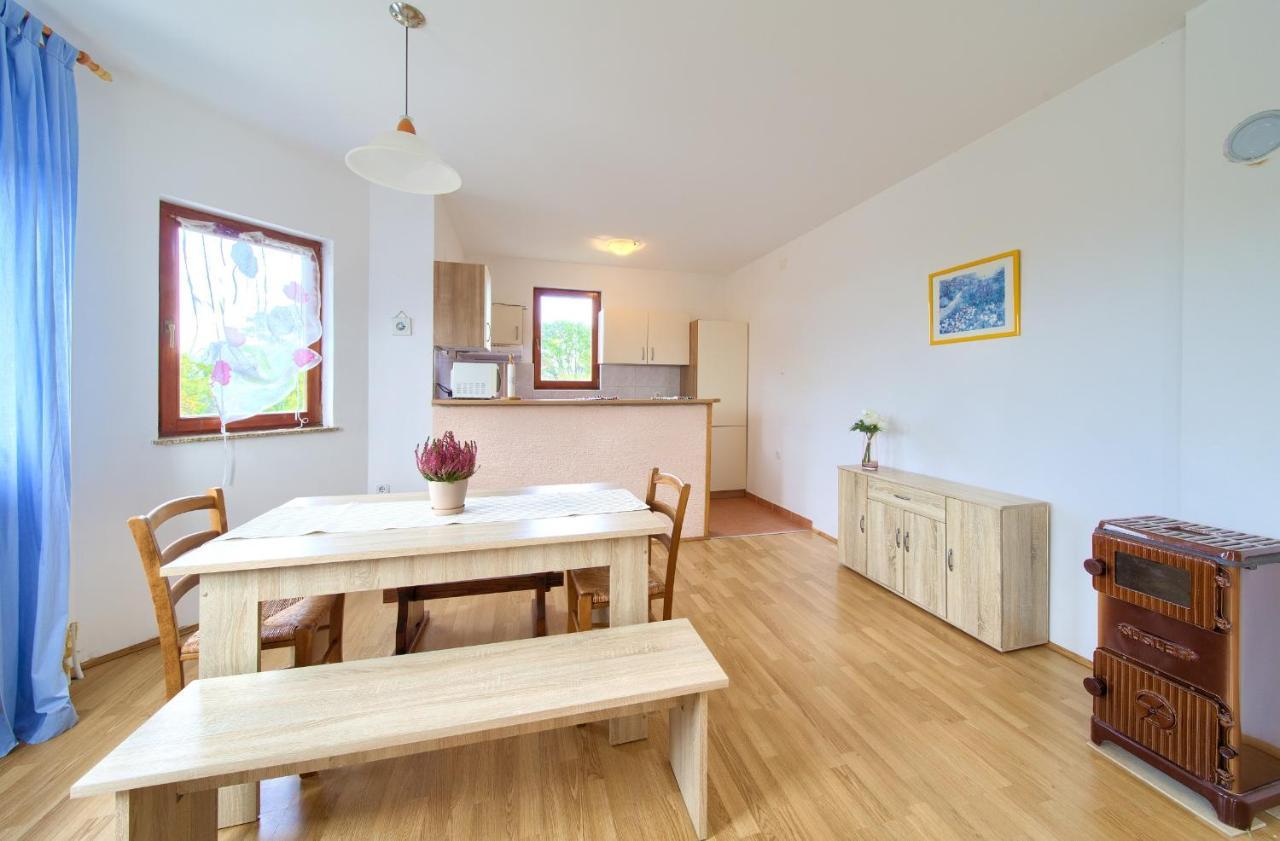 Rasopasno Apartment With Terrace And Private Parking מראה חיצוני תמונה